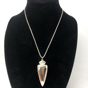 Kendra Scott Staley Arrowhead Pendant Necklace
